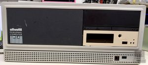 Olivetti M24, photograph 2 of 4