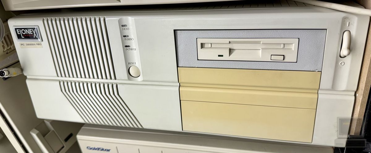 Elonex System 386JB, photograph 1 of 2