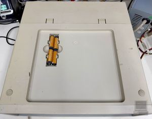 Amstrad PC1640, photograph 3 of 4