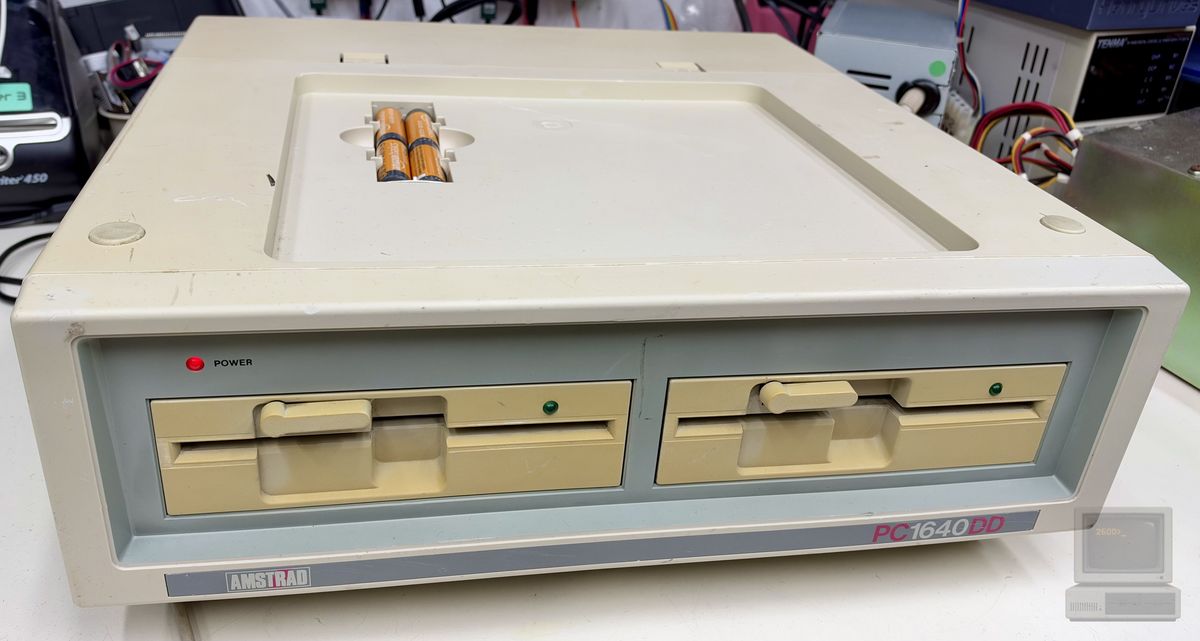 Amstrad PC1640, photograph 1 of 4