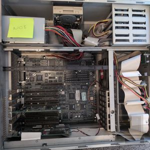 Intel Xpress System Deskside LX Base 8TE16F