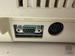 Amstrad PC1640, photograph 3 of 4