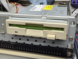 Sanyo MBC-27SL, photograph 12 of 13