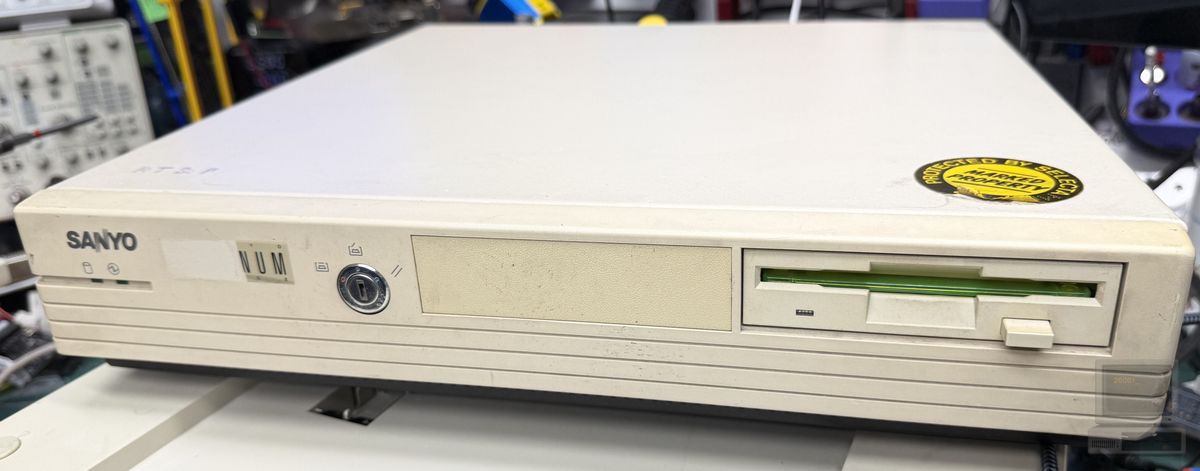 Sanyo MBC-27SL, photograph 1 of 13