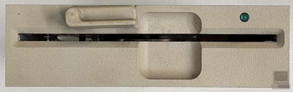 Tandon TM65-2L, photograph 1 of 3