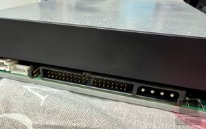 RH-N4V4